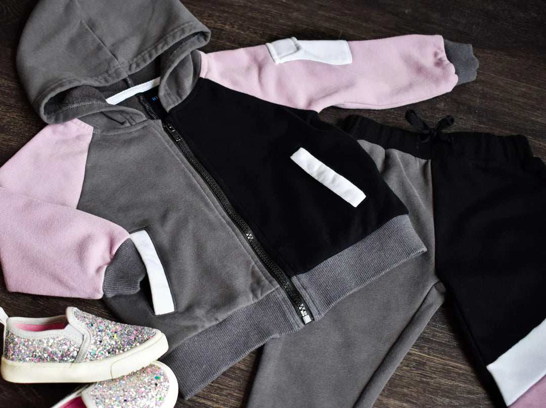 Color Block Jogger + Sweatshirt